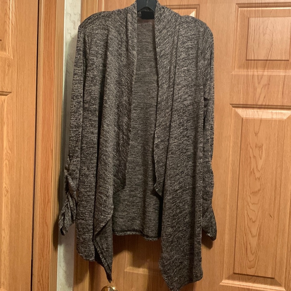 🌻2/$15🌻 Knapp Studio Black Marled Cardigan — Shirred Sleeves — Medium